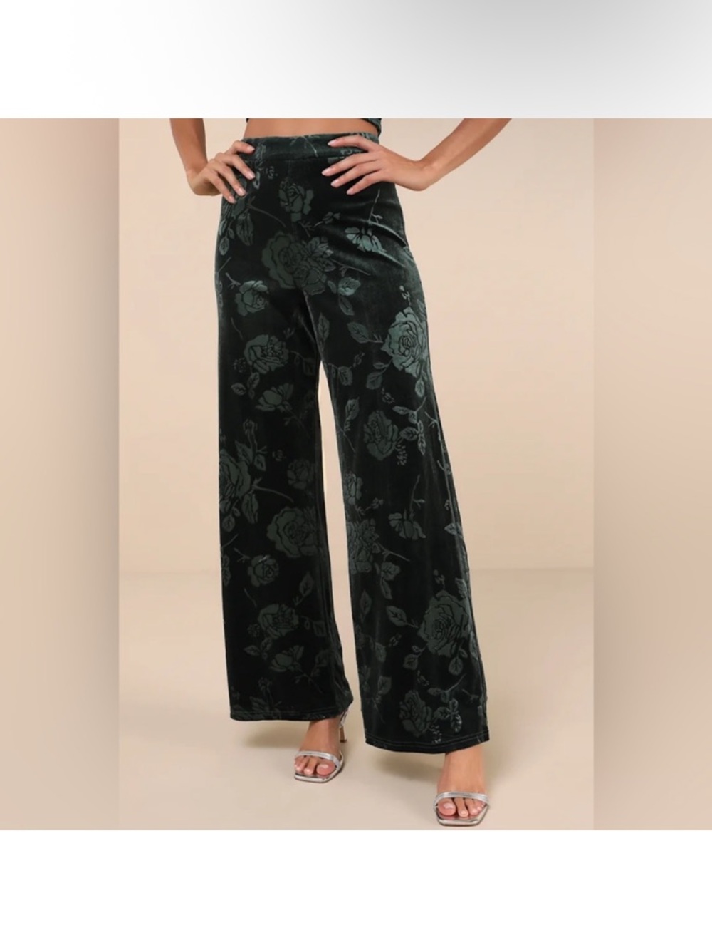 NWT Lulus Sensational Attitude Emeral Green Bunout Velvet Wide Leg Pants Size L
